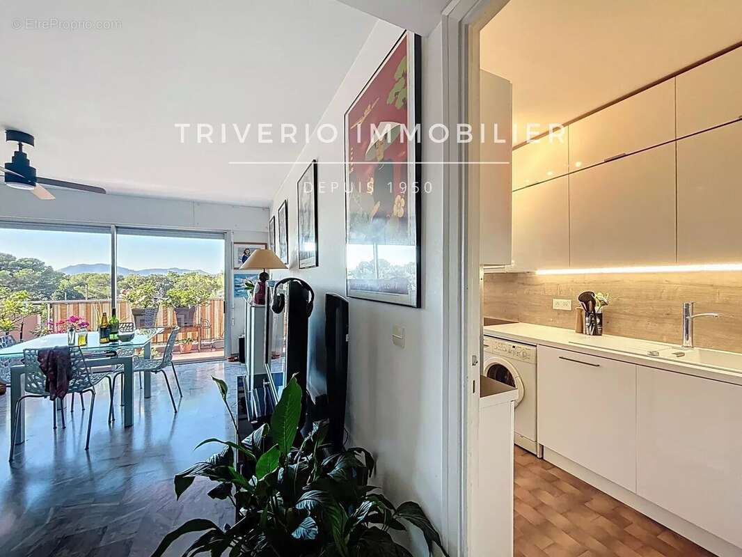 Appartement à LE CANNET