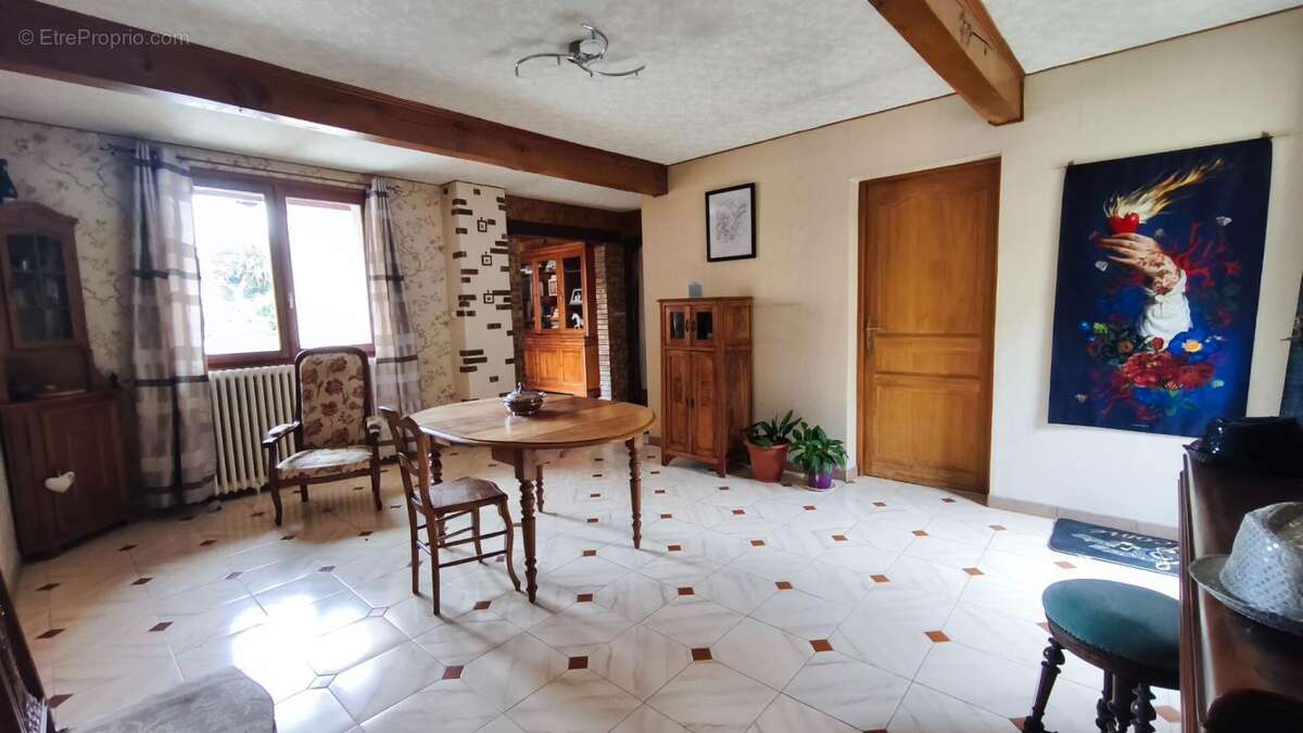 Maison à SEZANNE