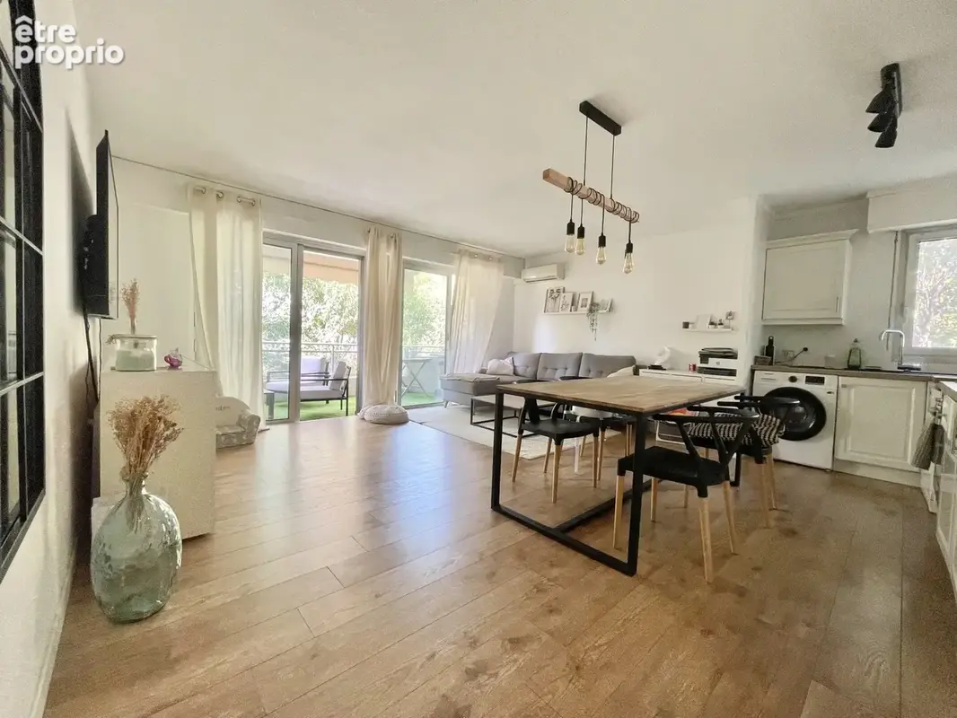 LE CANNET / MOUGINS , quartier des Campelières , proche des écoles , des commerces et à proximité des principa - photo 2