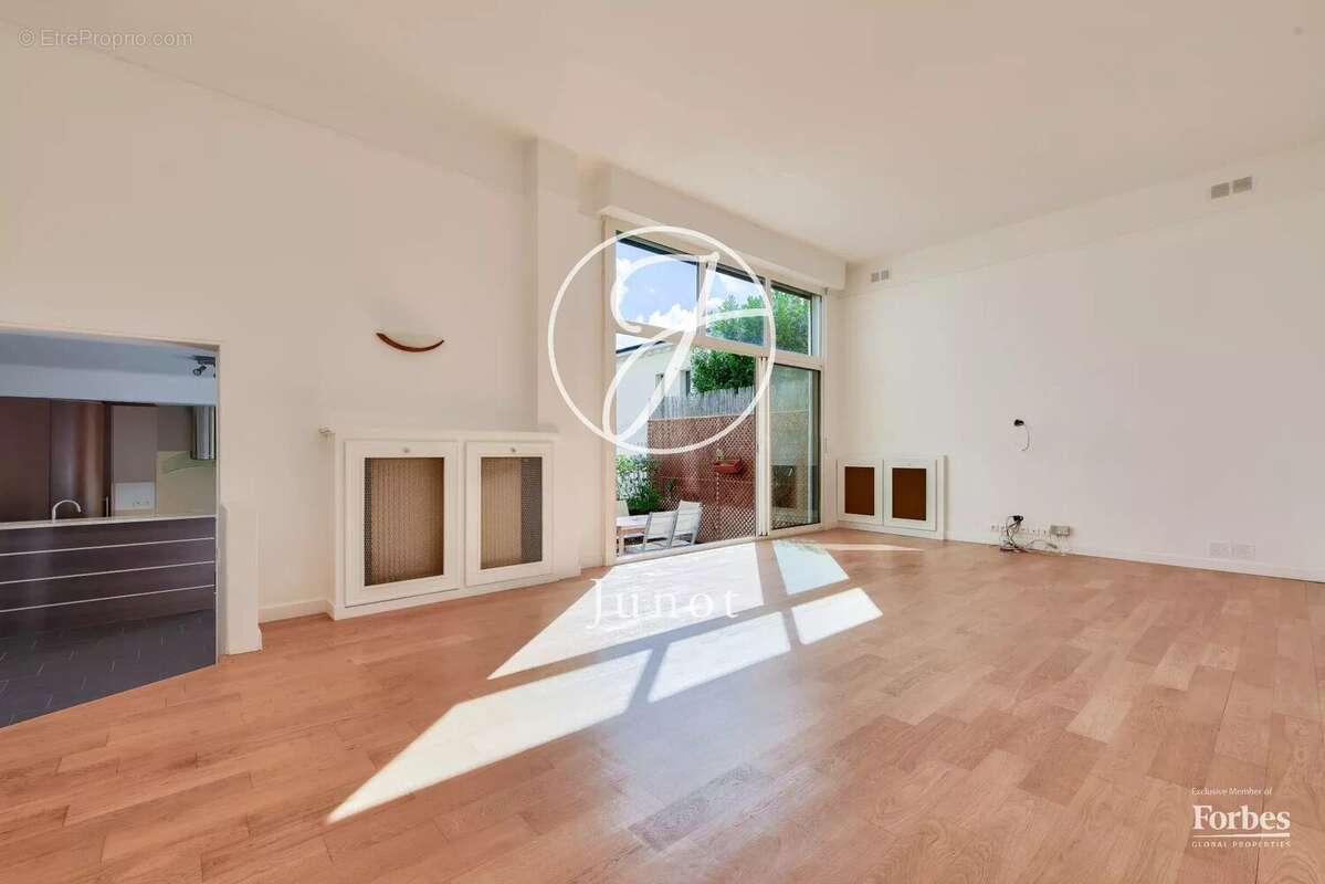 Appartement à SAINT-CLOUD