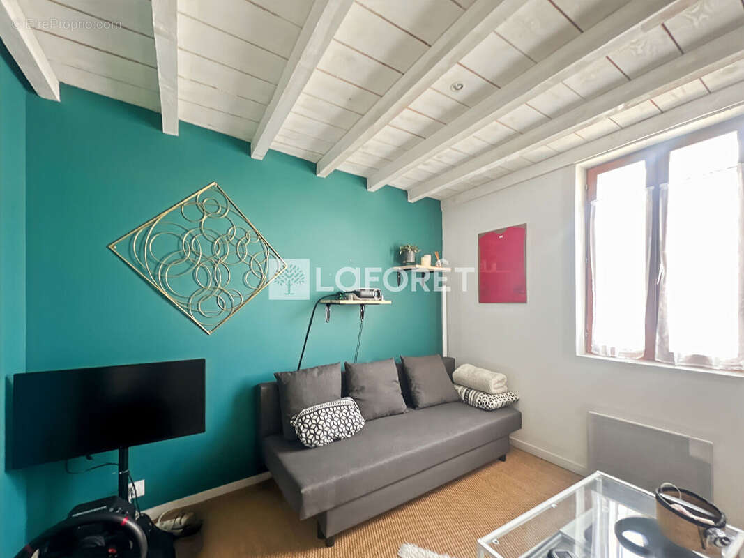 Maison en pierre de 85 m² à Lugon-et-l'Île-du-Carnay - photo 3