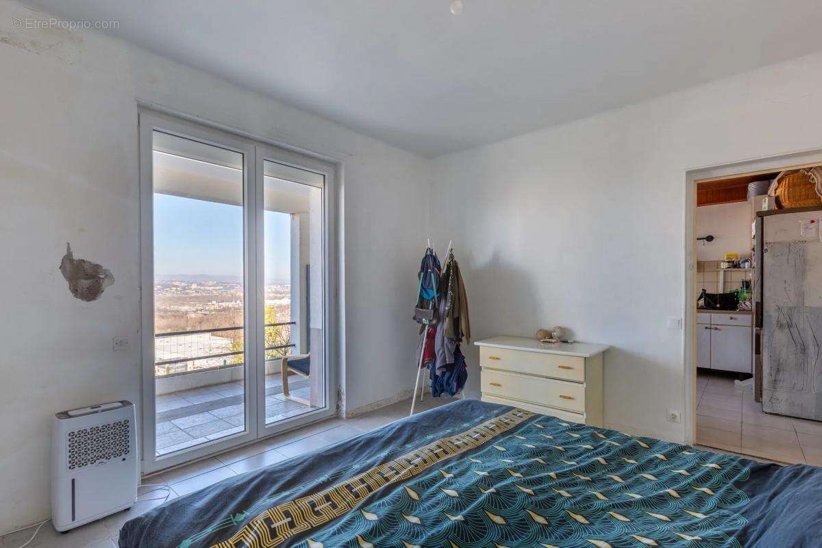 Appartement à FEYZIN