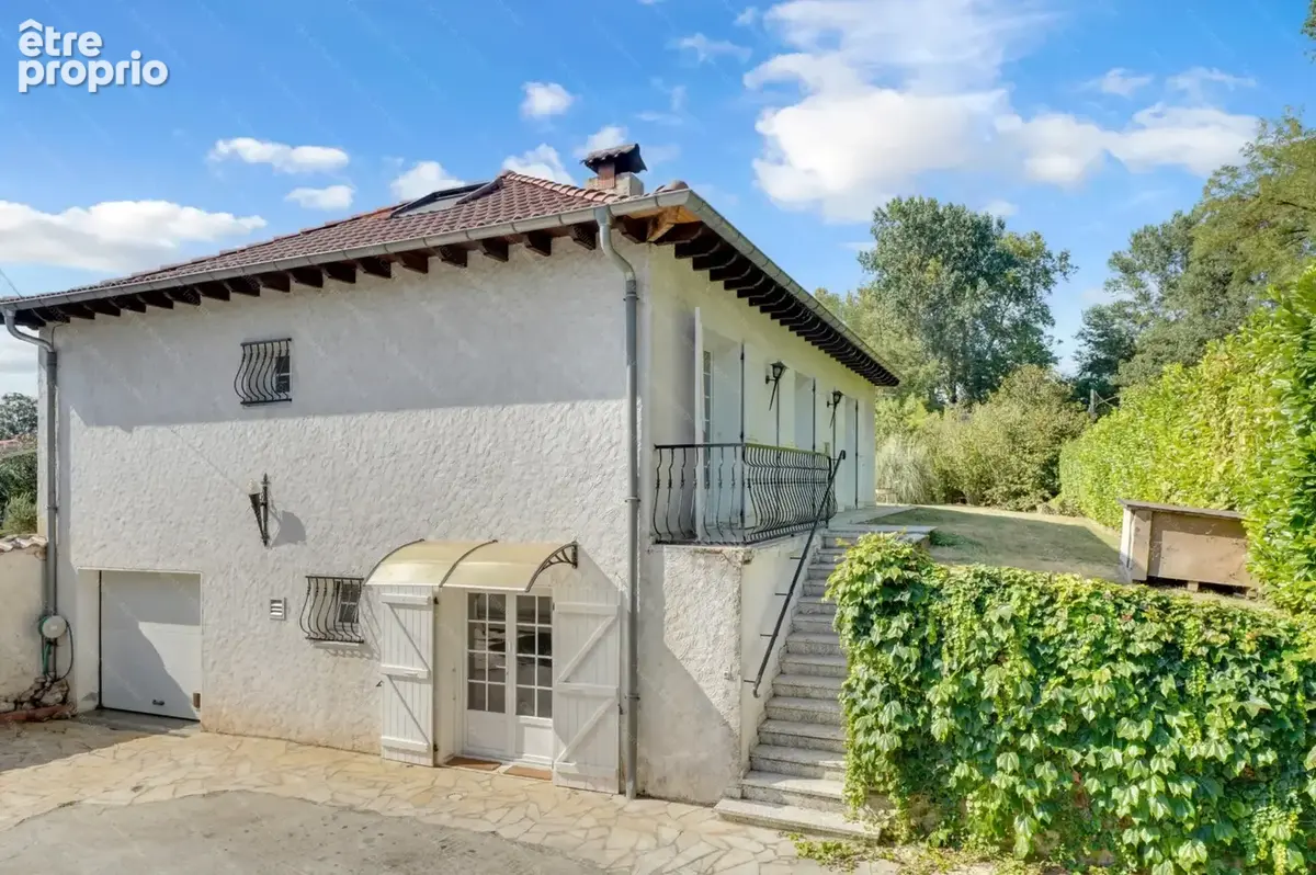 GRÉPIAC – Maison familiale 4 chambres avec sous-sol de 106 m² sur 1 505 m² de terrain - photo 9