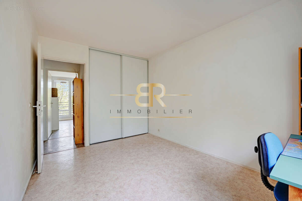 Appartement à CHAMPS-SUR-MARNE