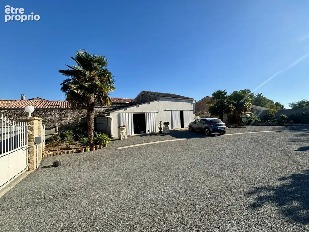 Viager occupé - Maison 4 pièces principales avec dépendances et jardin - photo 8