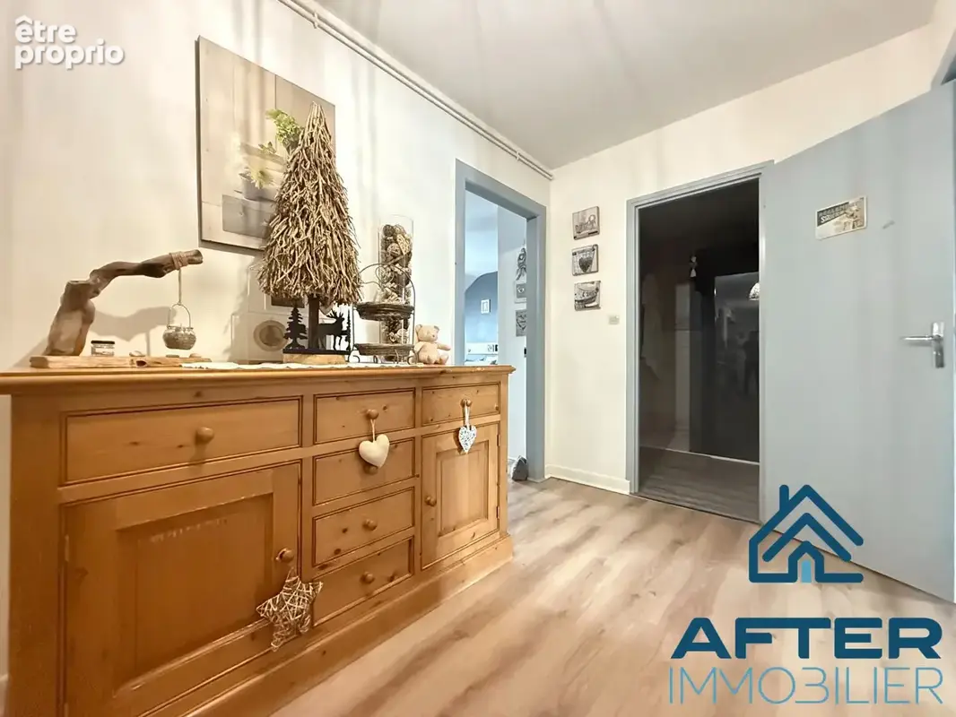 Appartement 4 pièces 133 m² à vendre à Baccarat (54120) - photo 8