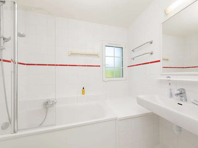 Maison à CHAMOUILLE