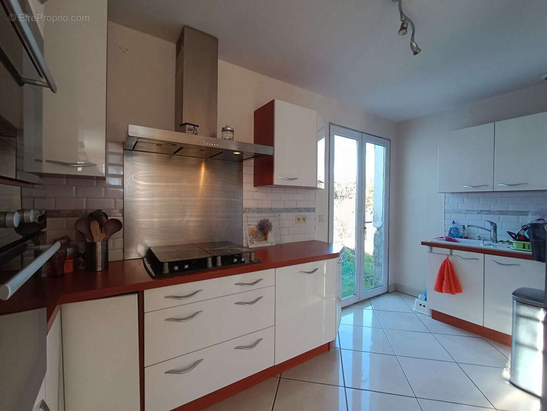 Maison à FONTENAY-LE-FLEURY