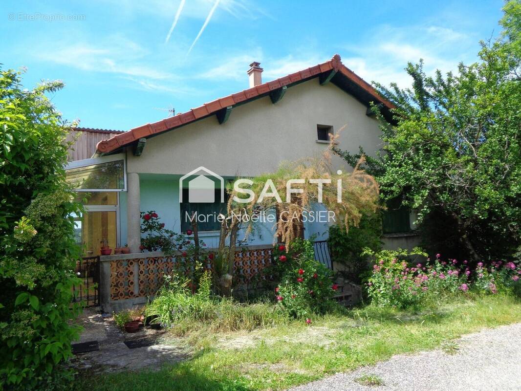 Photo 1 - Maison à VERNOUX-EN-VIVARAIS