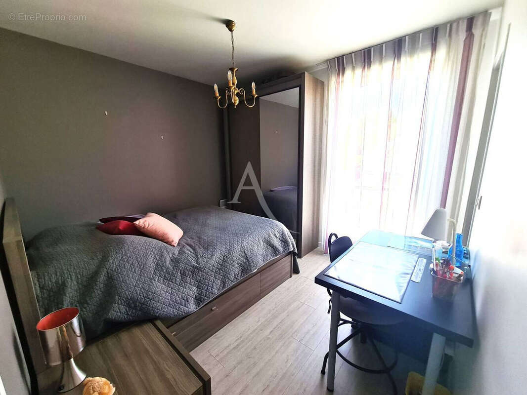 Appartement à OZOIR-LA-FERRIERE