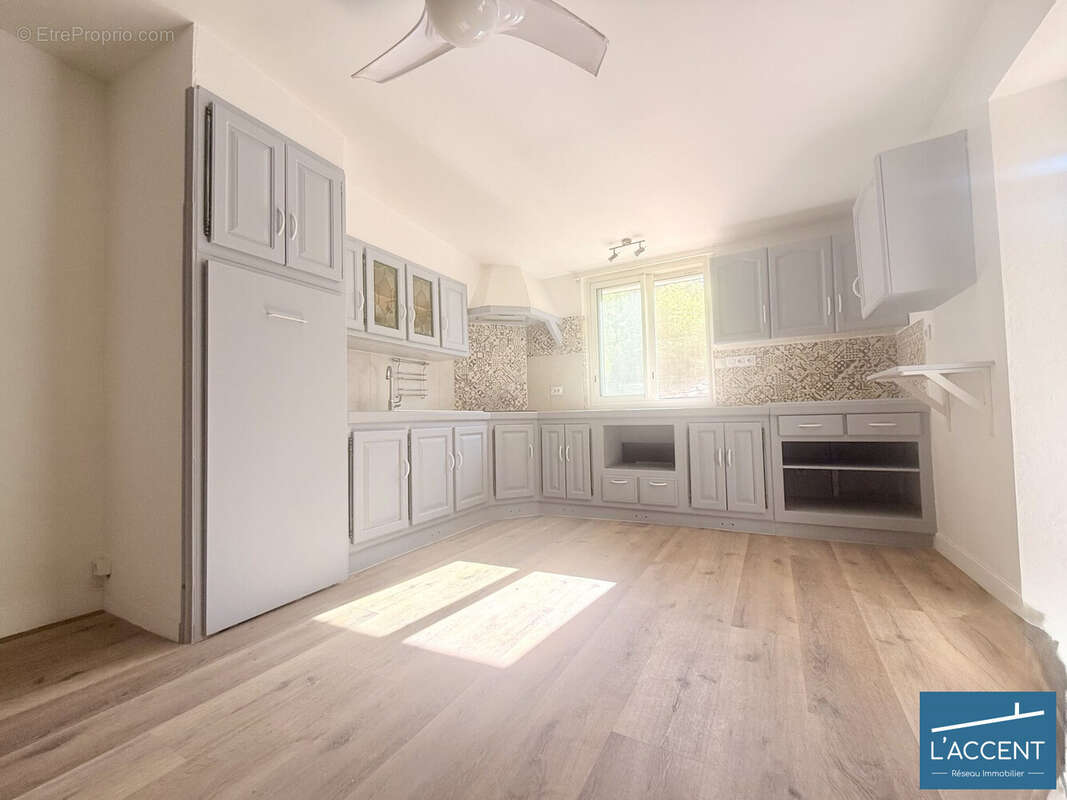 Maison 118 m² à Saint-Bauzille-De-Putois  - photo 6