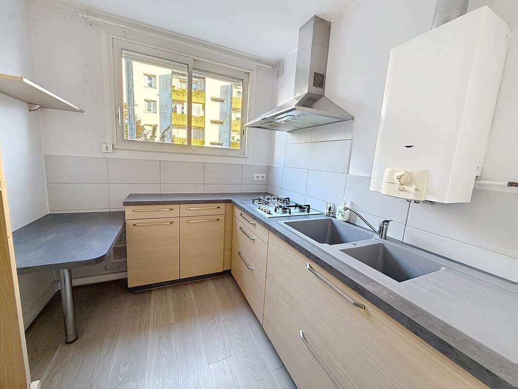 Appartement à VILLENAVE-D&#039;ORNON