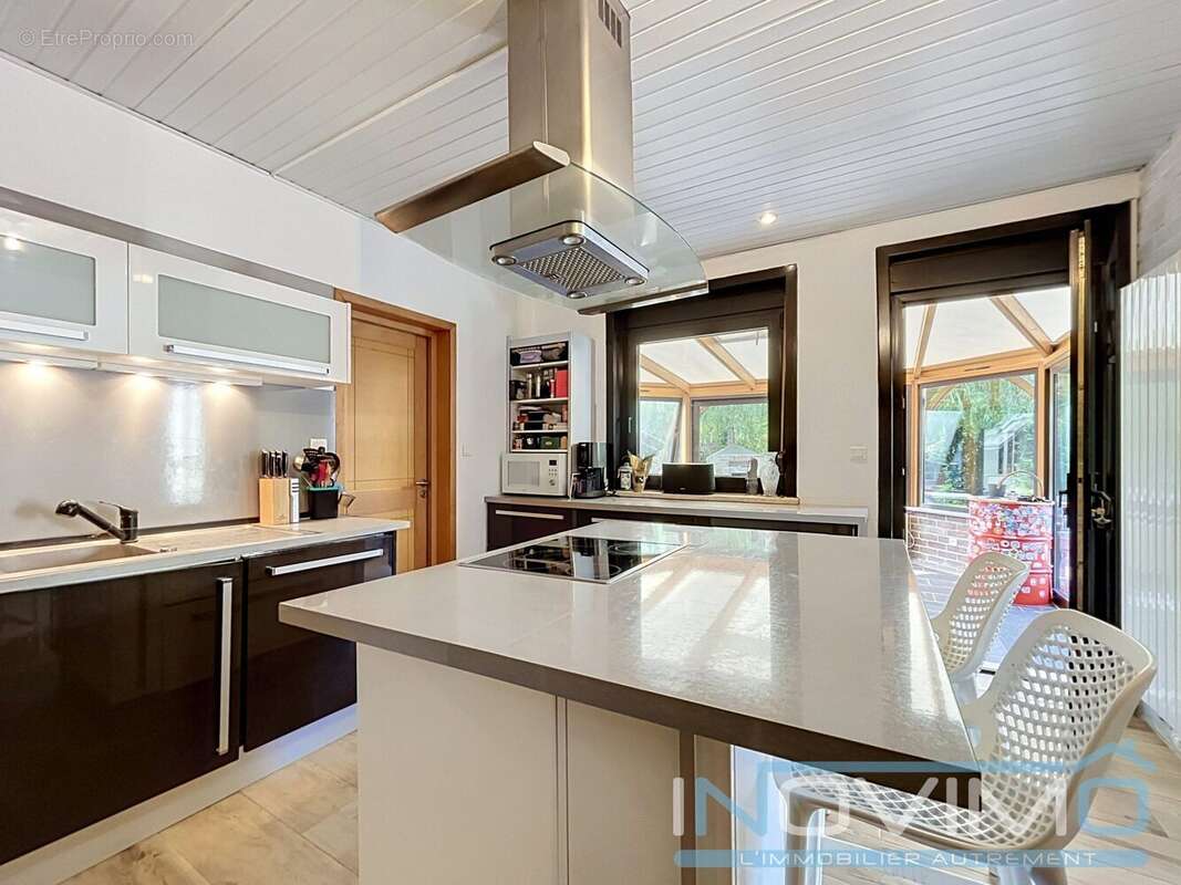 Maison 182 m² à Eperlecques  - photo 4