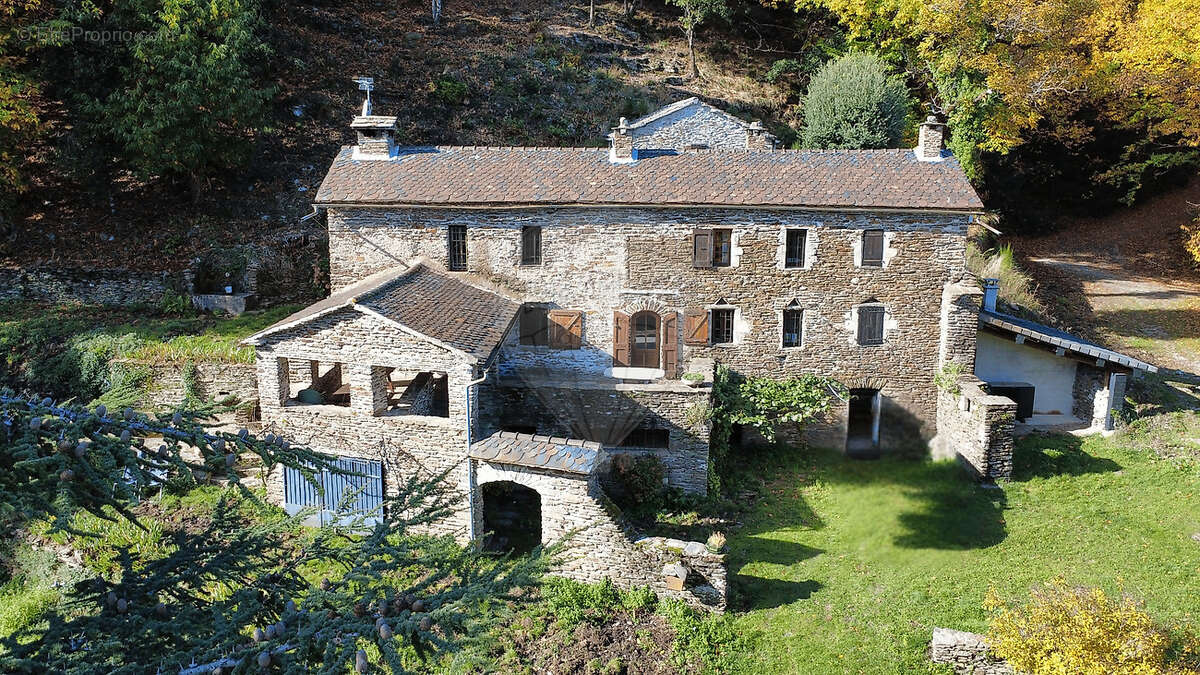 Maison à SAINT-MICHEL-DE-DEZE