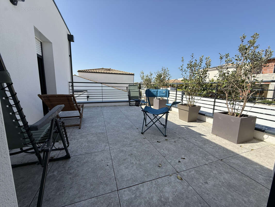 Maison à VAUX-SUR-MER