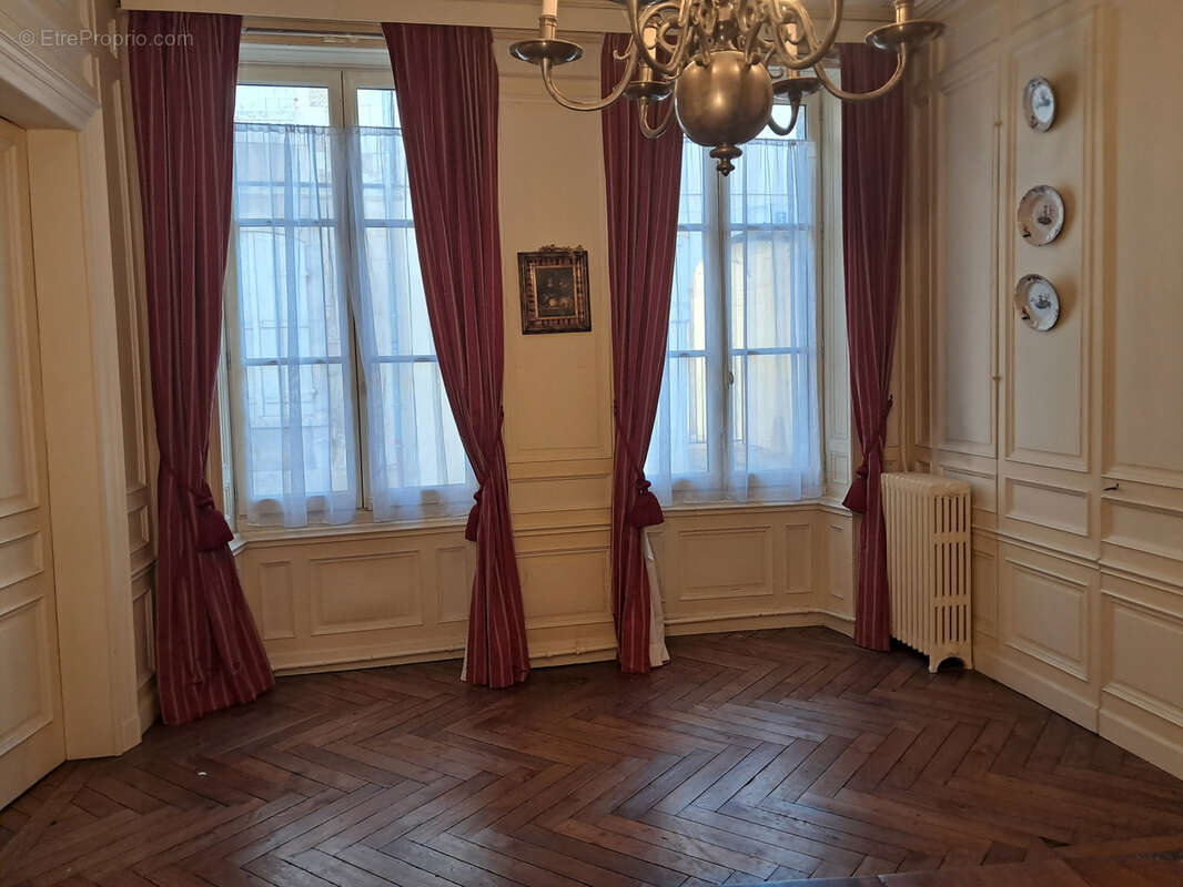 Maison à AUXERRE