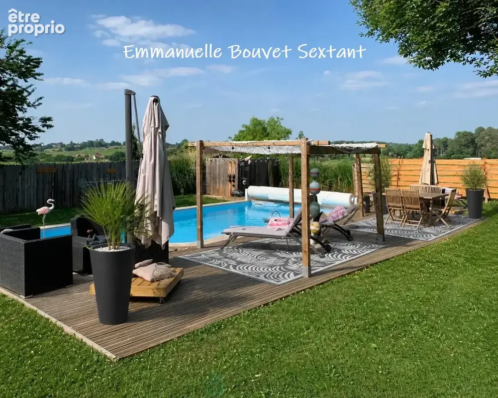 BERGERAC, jolie maison périgourdine, 202 m², 6 chambres, vie possible de plain-pied, piscine, garage, beau terrain arboré et clo - photo 23