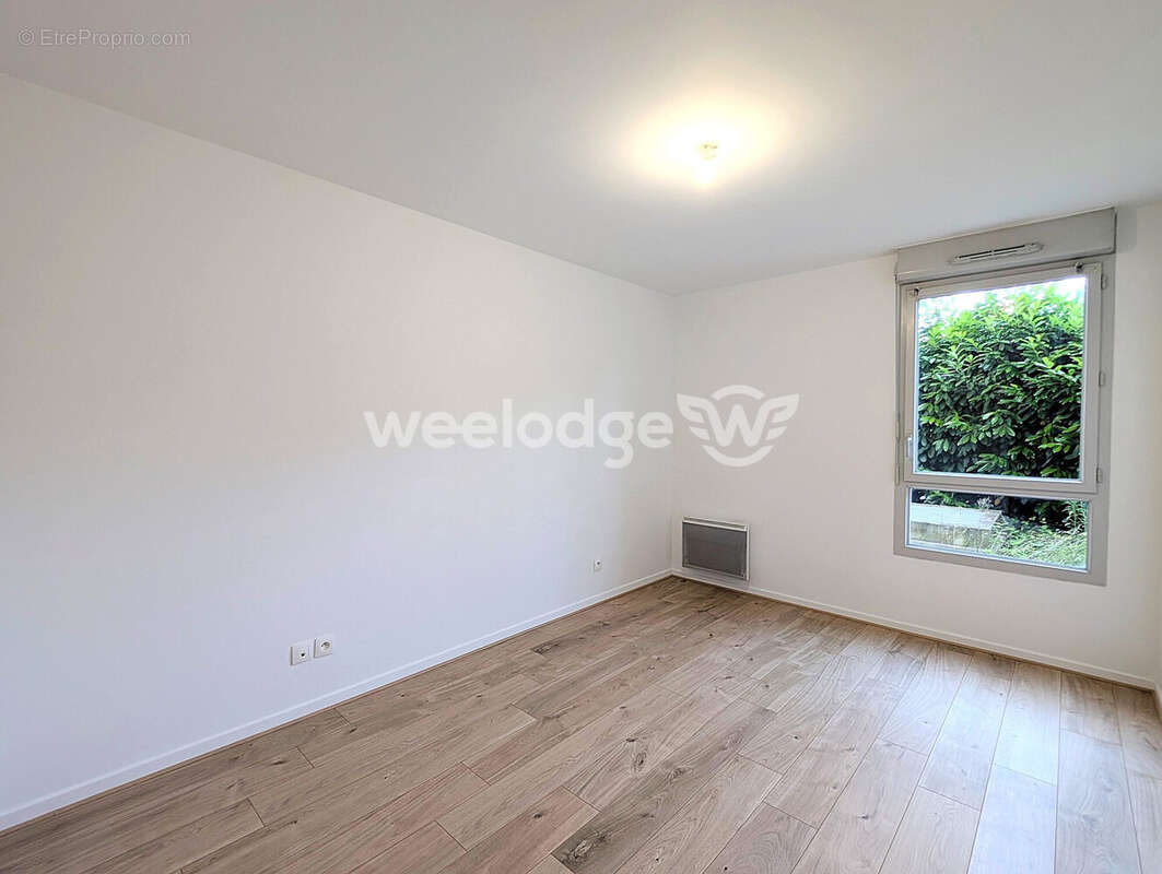 Appartement à SAINT-CYR-L'ECOLE