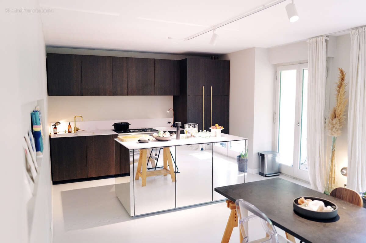 Appartement à TASSIN-LA-DEMI-LUNE