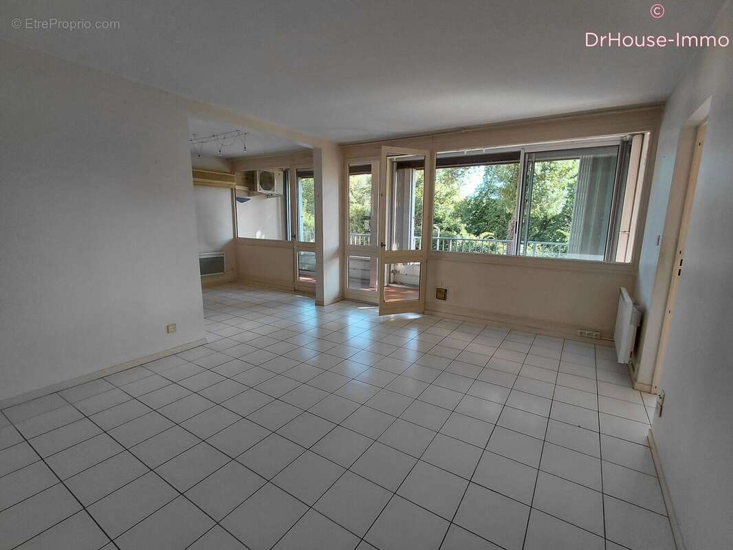 Appartement à MONTELIMAR