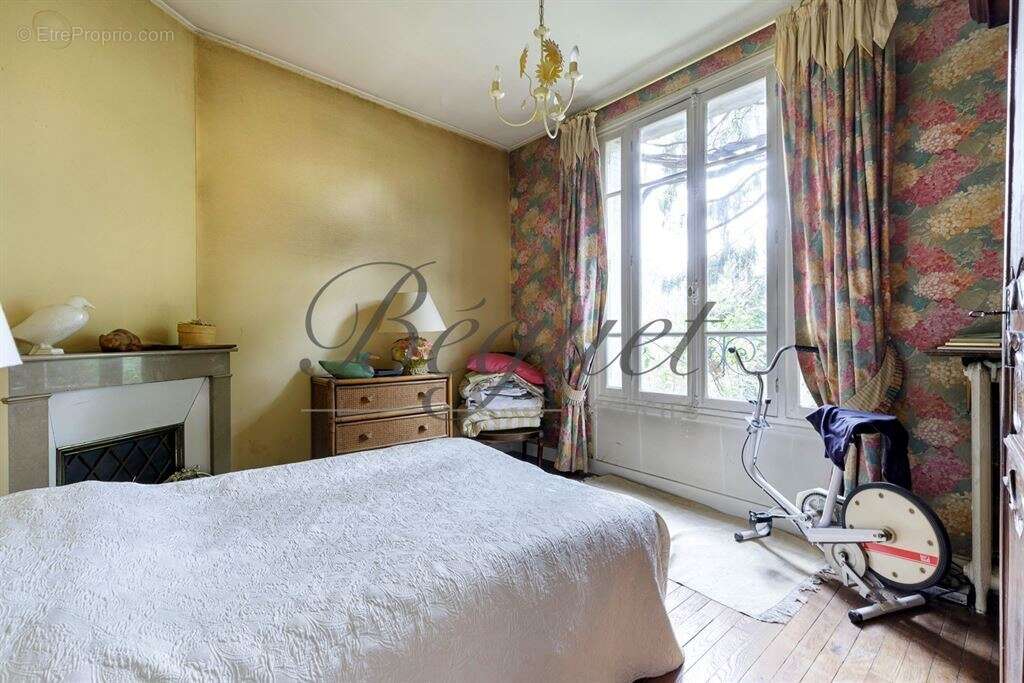 Maison à BOURG-LA-REINE