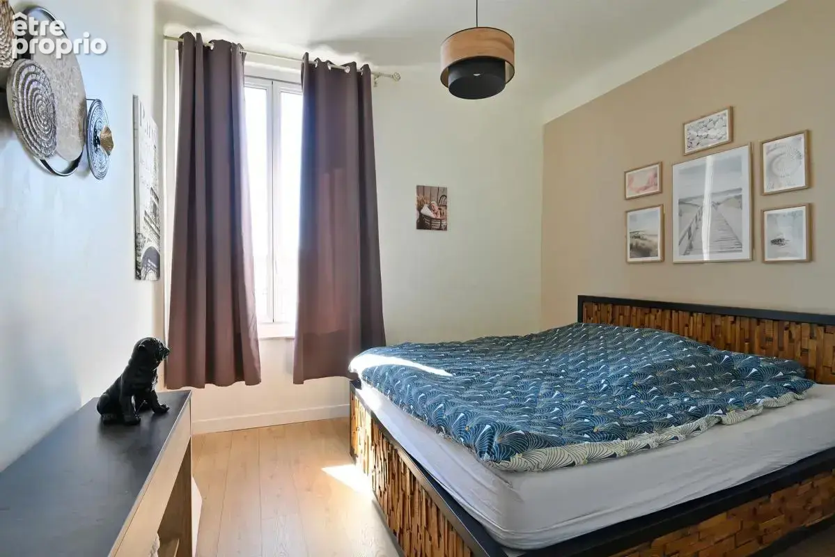 Appartement de 4 pièces de 97 m² à Nîmes - photo 7