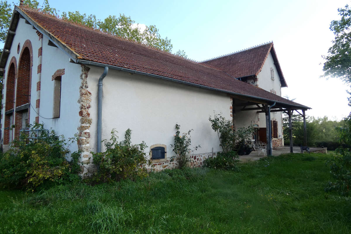 Maison à LA CHAPELAUDE