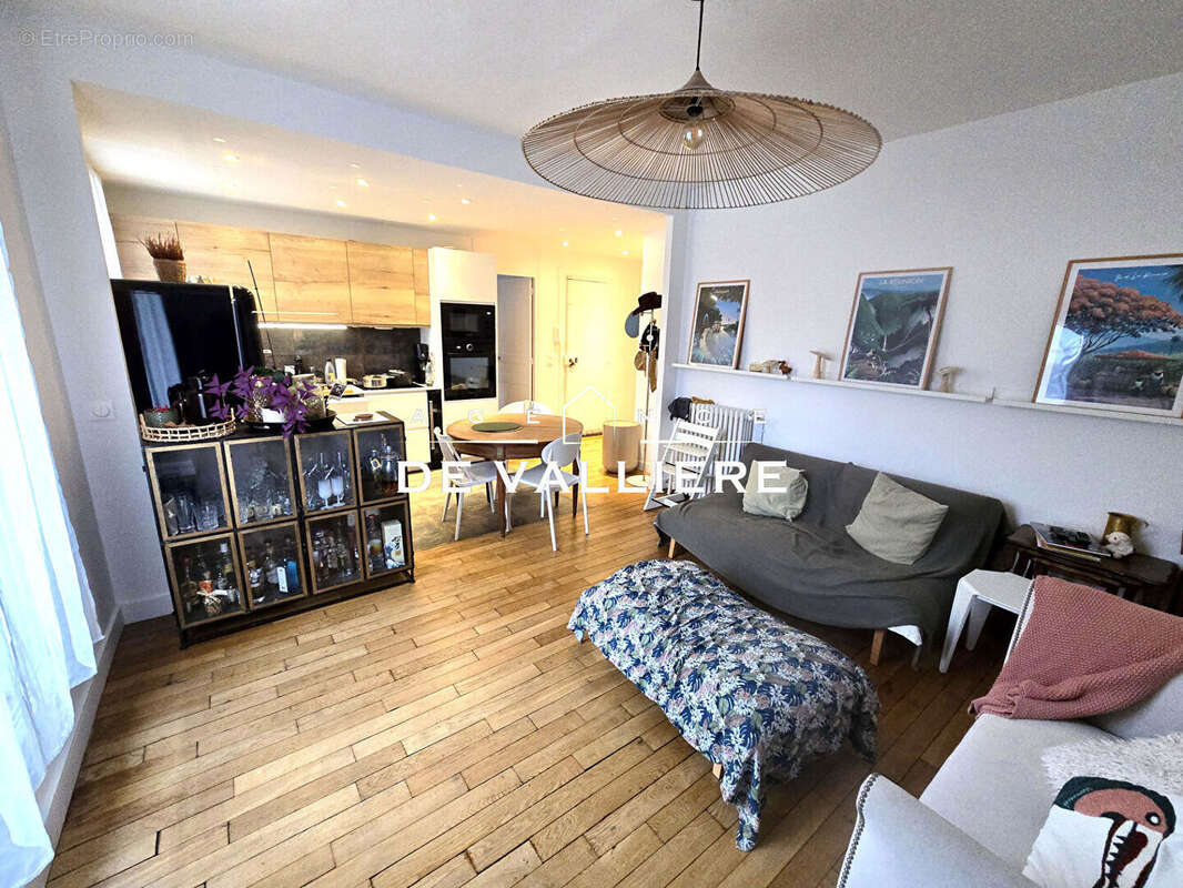 Appartement à NANTERRE