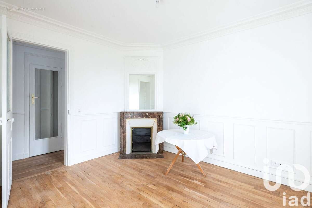 Photo 2 - Appartement à BOULOGNE-BILLANCOURT