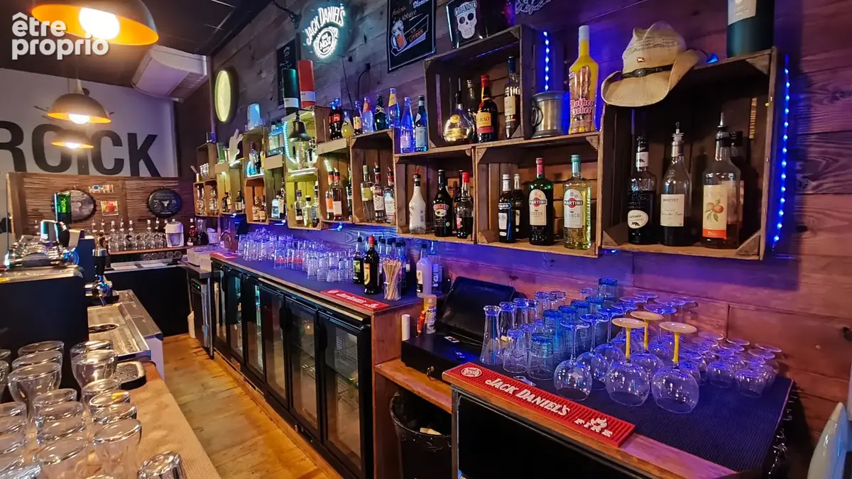 Commerce à LESCAR