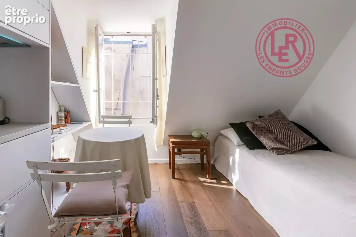 Paris 3ème studio renove calme et sans vis a vis - photo 4