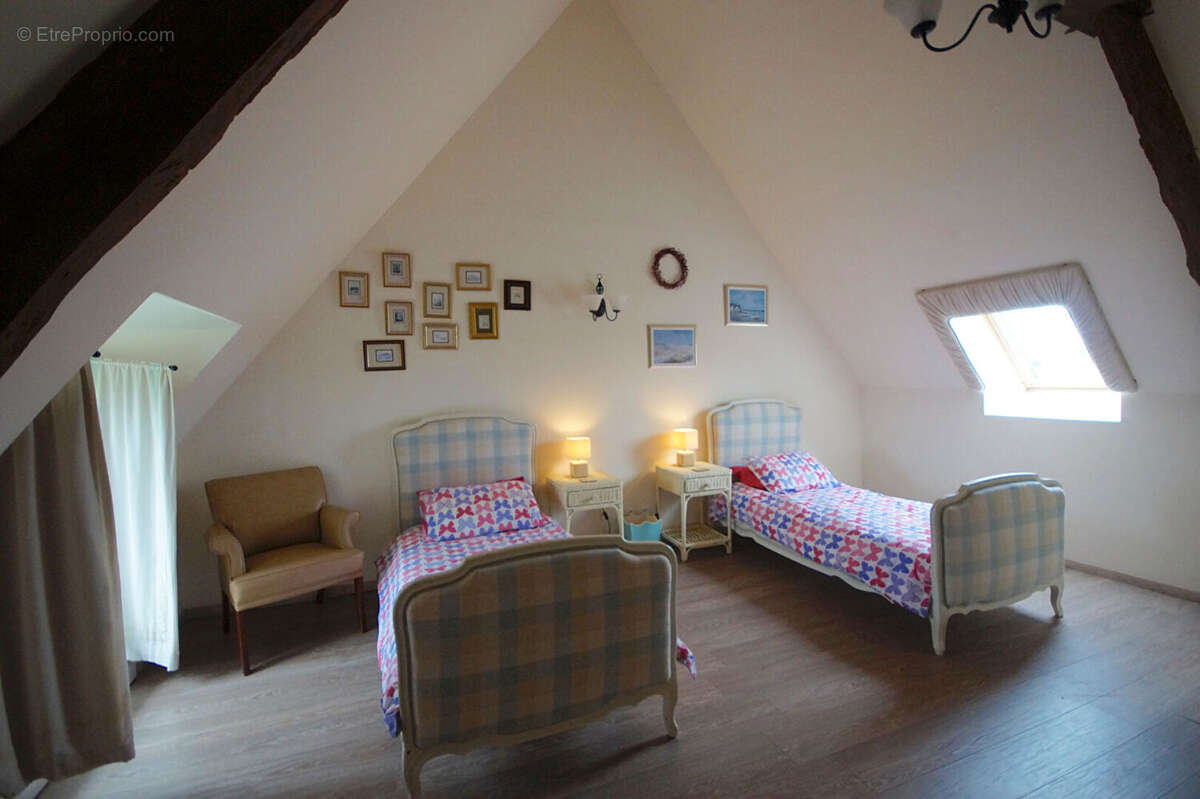 Maison à QUETTREVILLE-SUR-SIENNE