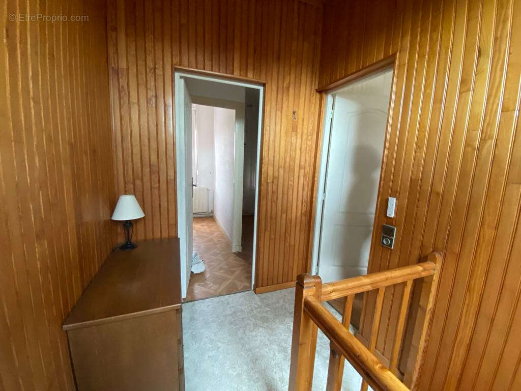 Maison à SAINT-QUENTIN