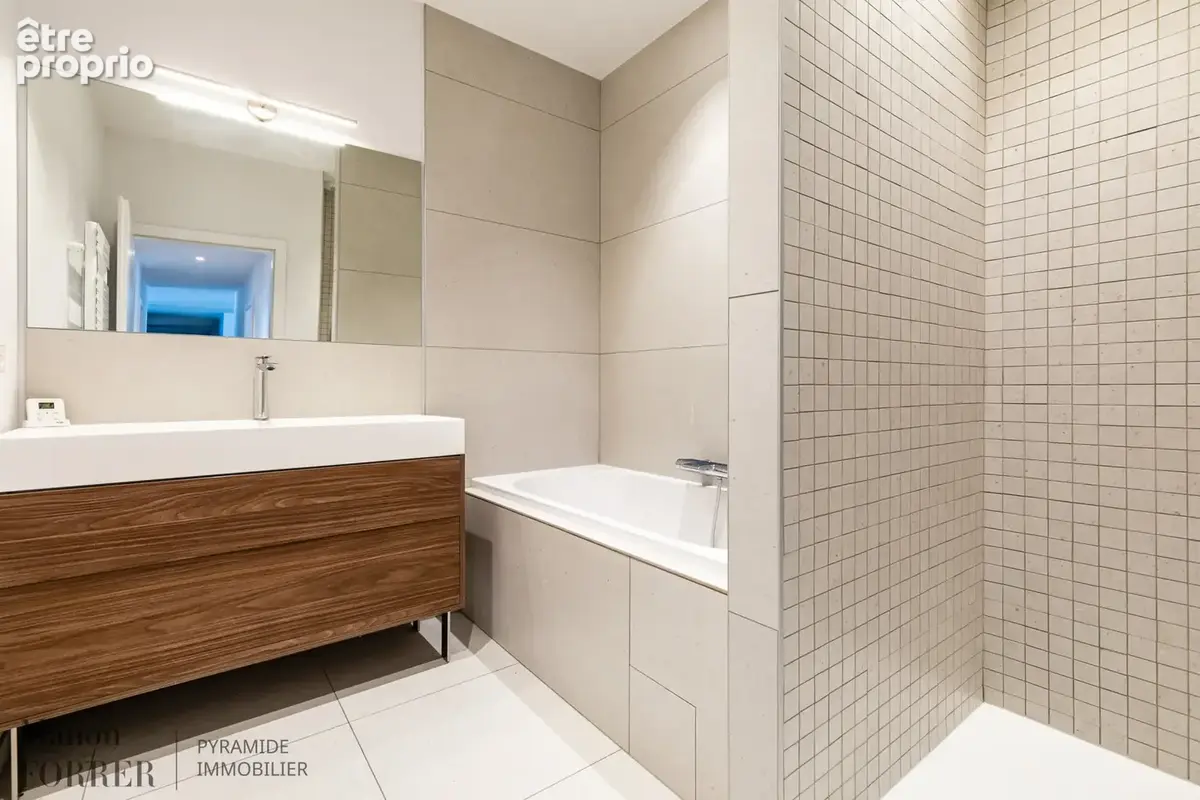 À VENDRE ! Appartement 8 pièces de 203 m2 entièrement rénové par architecte, Contades / République - photo 5