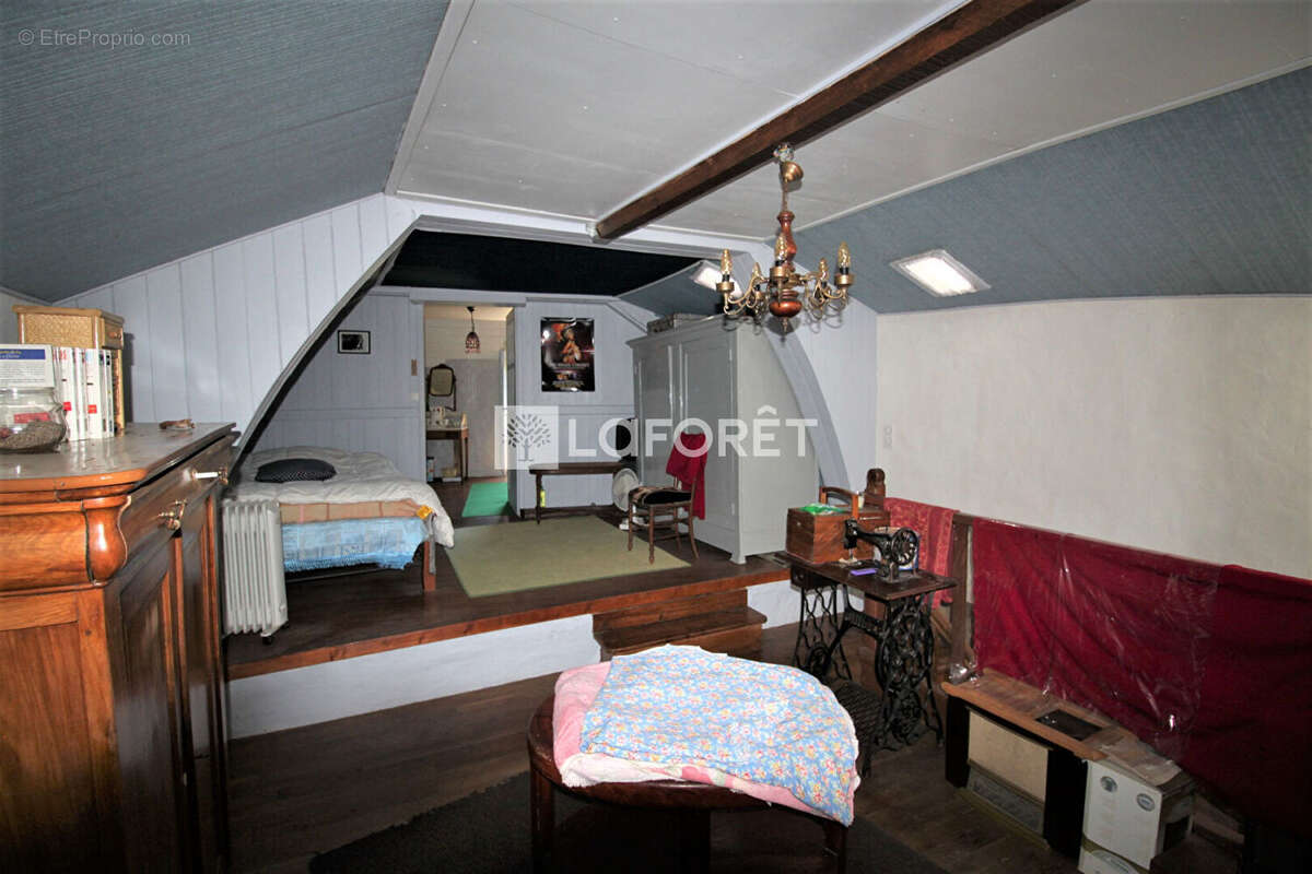 Maison ancienne à rafraichir Mareuil En Périgord 4 pièces 81 m2 avec  cours et grange non attenante - photo 11