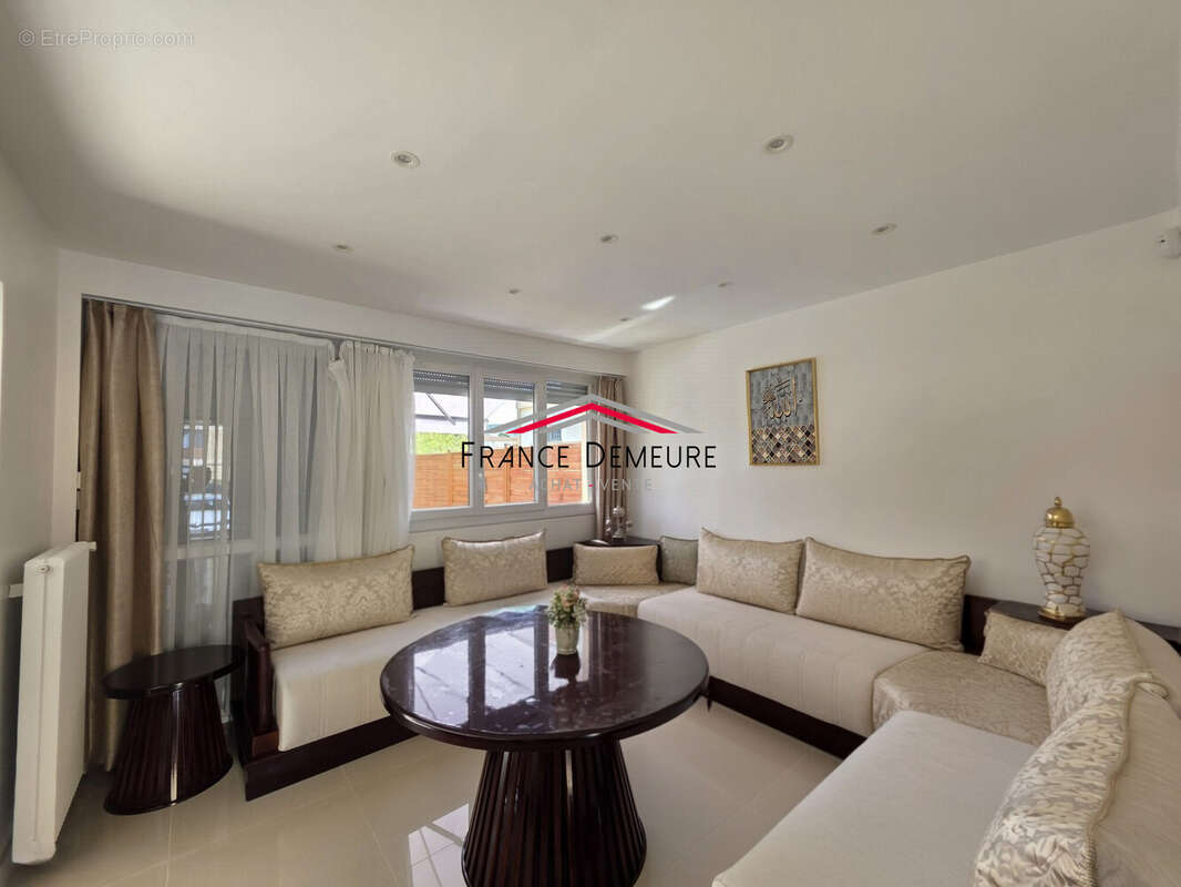 Maison 87 m² à Franconville  - photo 4