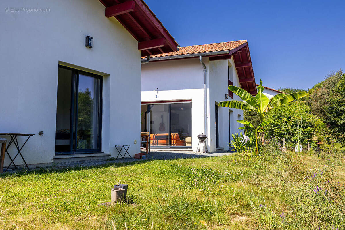 Maison à ARBONNE