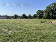 Terrain à BOURBON-L'ARCHAMBAULT