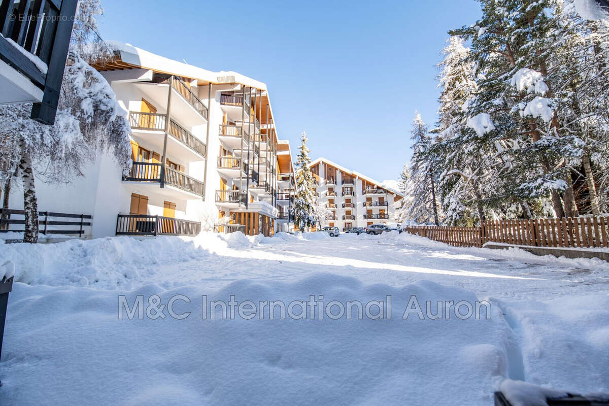 Appartement à SAINT-ETIENNE-DE-TINEE