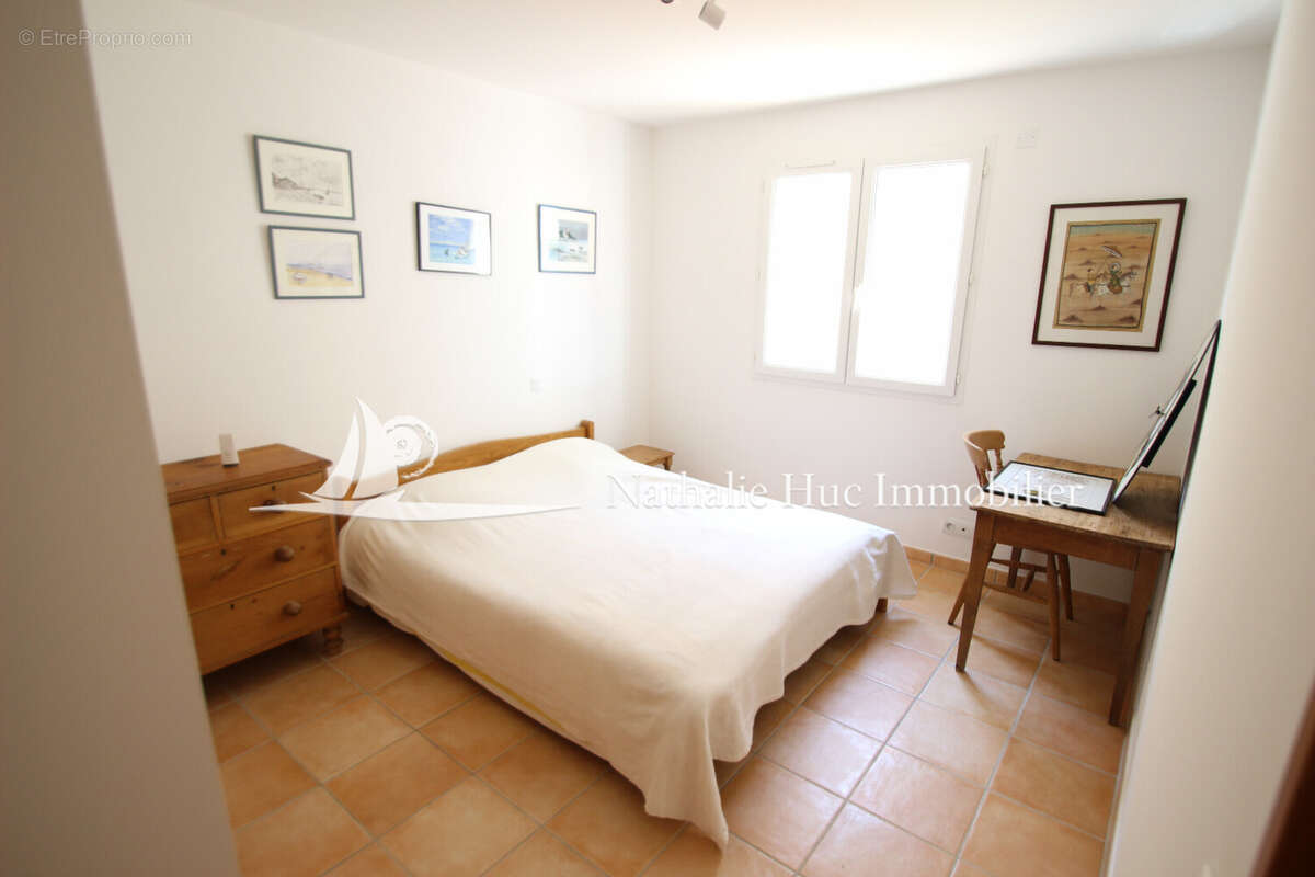 Maison 165 m² à Sainte-Marie  - photo 9