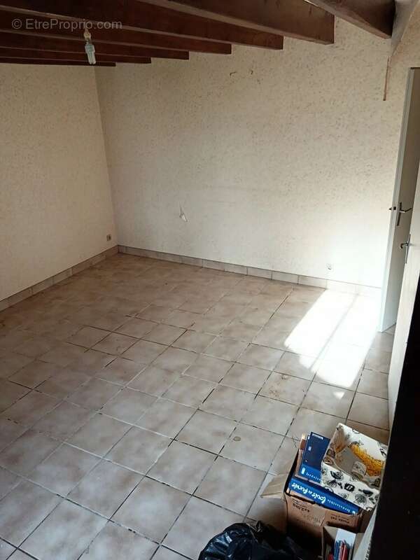 Maison à NUEIL-LES-AUBIERS