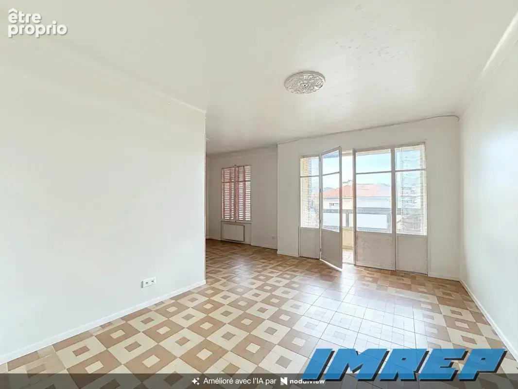 Appartement à MARSEILLE-9E