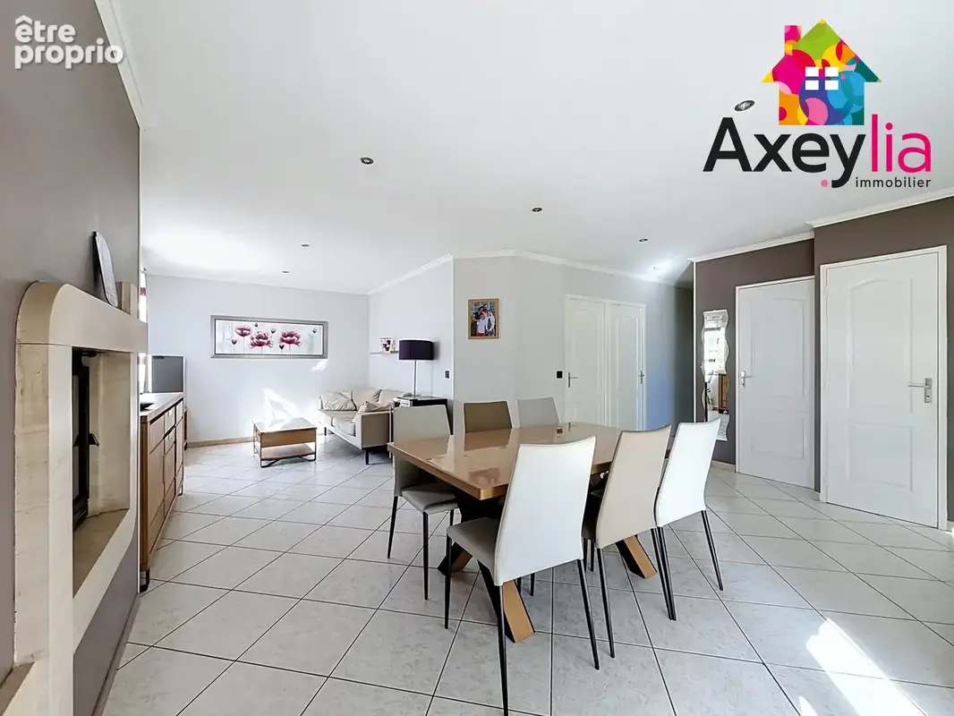 A vendre - virigneux - maison familiale de plain-pied avec sous-sol aménagé, grand terrain arboré et piscine h - photo 13