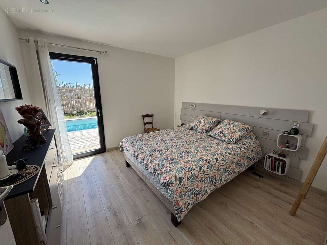 Maison 127 m² à L'isle-Jourdain  - photo 7