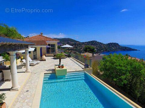 Maison à THEOULE-SUR-MER