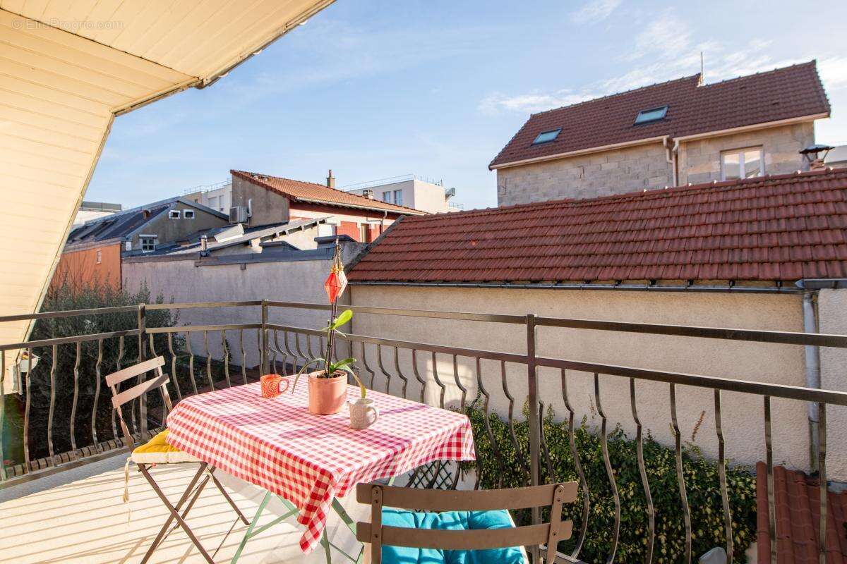 Maison à GENNEVILLIERS