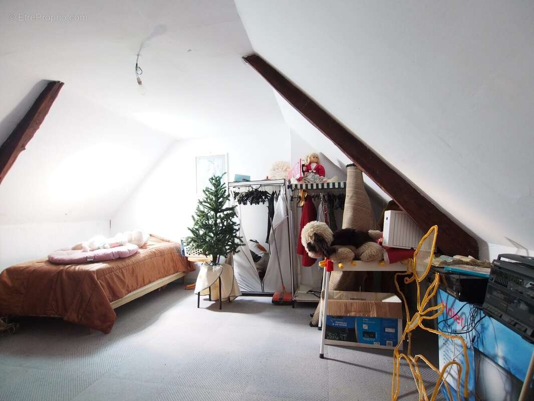 Maison 135 m² à Vaux-Sur-Aure  - photo 8