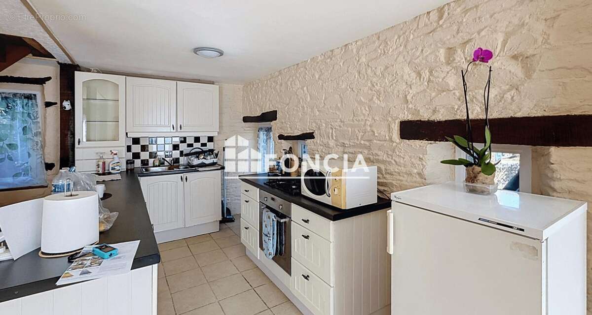 Charmante maison en pierre T4 - 73m2 - photo 3