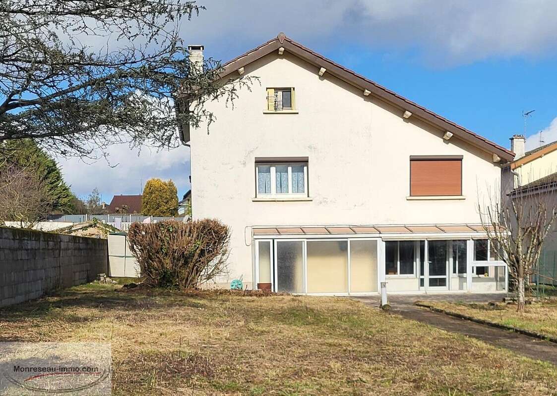 Propriété Familiale - qui ne demande qu'à revivre ! - photo 11