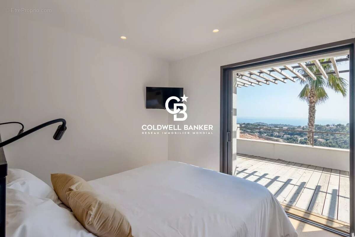 Maison à CAVALAIRE-SUR-MER